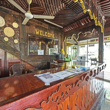 Super Oyo Capital O 90659 Raintown Timbers Hotel Taiping Exteriér fotografie