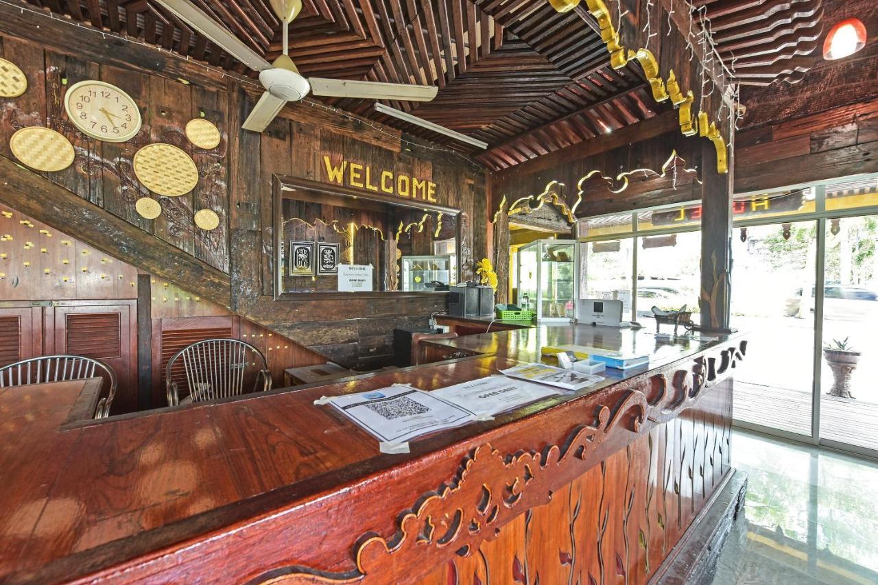 Super Oyo Capital O 90659 Raintown Timbers Hotel Taiping Exteriér fotografie
