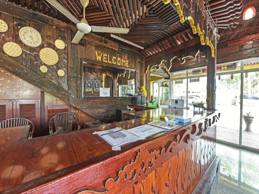 Super Oyo Capital O 90659 Raintown Timbers Hotel Taiping Exteriér fotografie